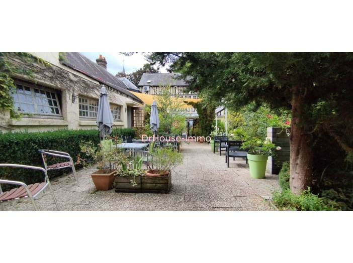 Hôtel particulier de 800m² - 18 pièces