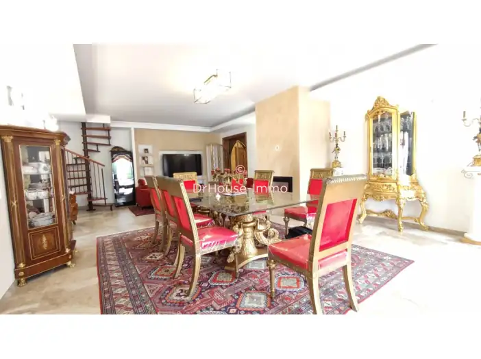 Maison 8 pièces de 275 m² - Beaupuy (47200)