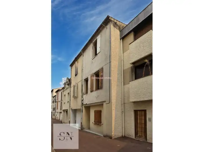 Immeuble 6 pièces de 138 m² - Villeneuve-sur-Lot (47300)