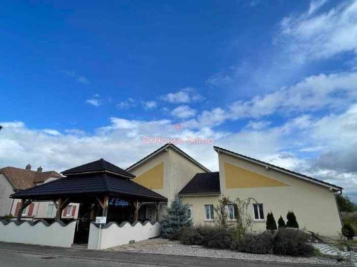Maison de 350m² - 7 pièces