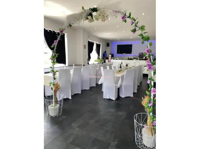 Commerce de 330 m² - Compiègne (60200)