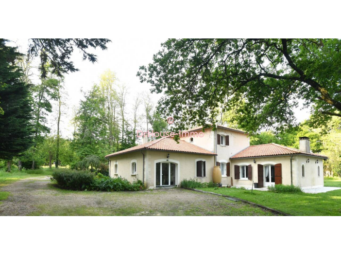 Maison de 200m² - 7 pièces