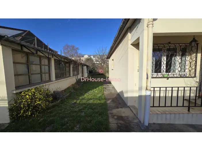 Maison 7 pièces de 158 m² - Créteil (94000)