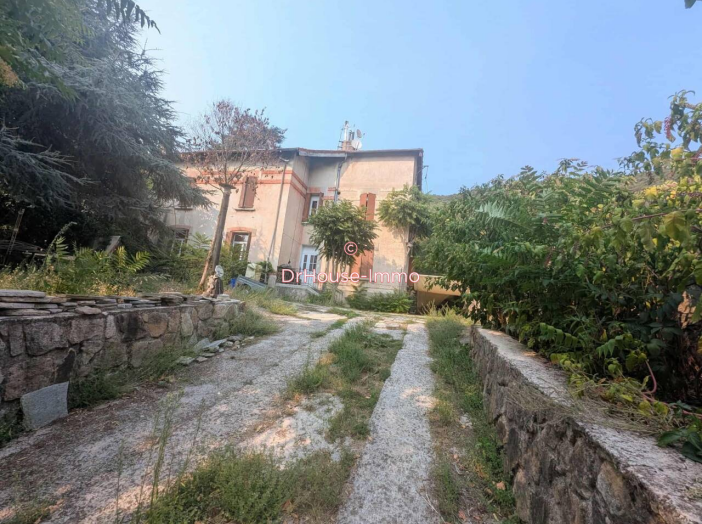 Maison de 204m² - 7 pièces