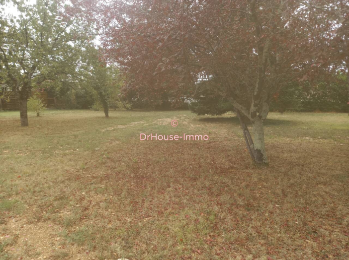 Terrain de 1368m²