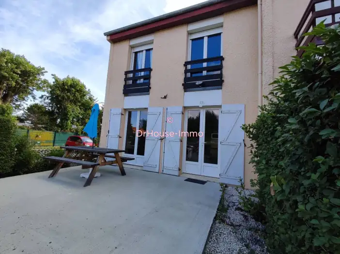 Appartement 3 pièces de 40 m² - Courseulles-sur-Mer (14470)