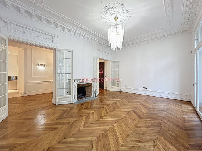 Appartement de 280m² - 7 pièces