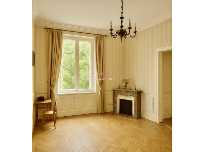 Maison 6 pièces de 140 m² - Chambray-lès-Tours (37170)