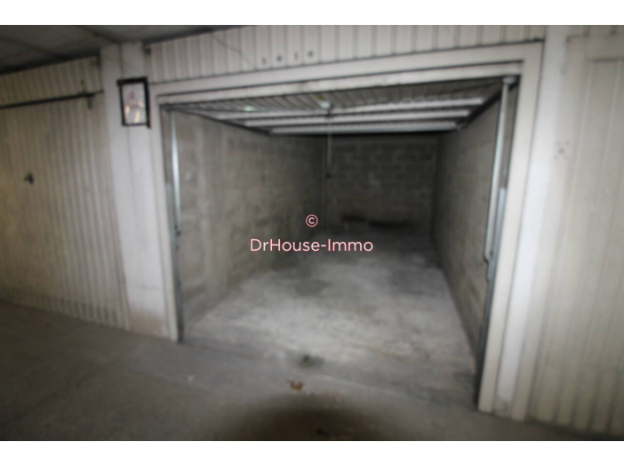 Parking / Box de 15m²