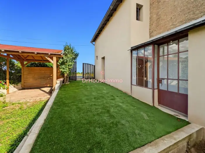 Maison 3 pièces de 75 m² - Anse (69480)