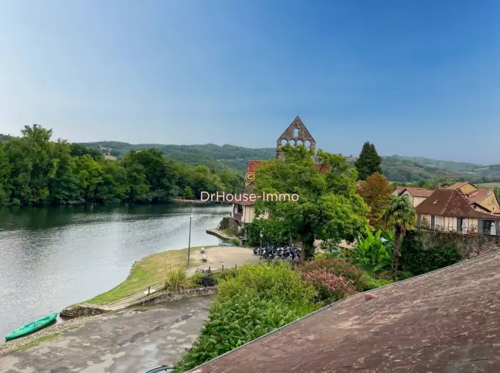 Maison 7 pièces de 154 m² - Beaulieu-sur-Dordogne (19120)