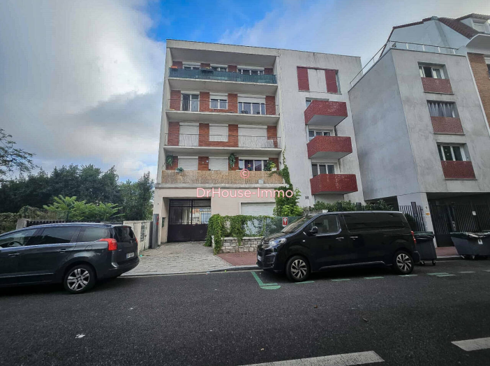 Immeuble 5 pièces de 570 m² - Gennevilliers (92230)