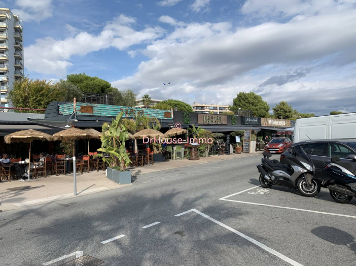 Commerce de 180m²