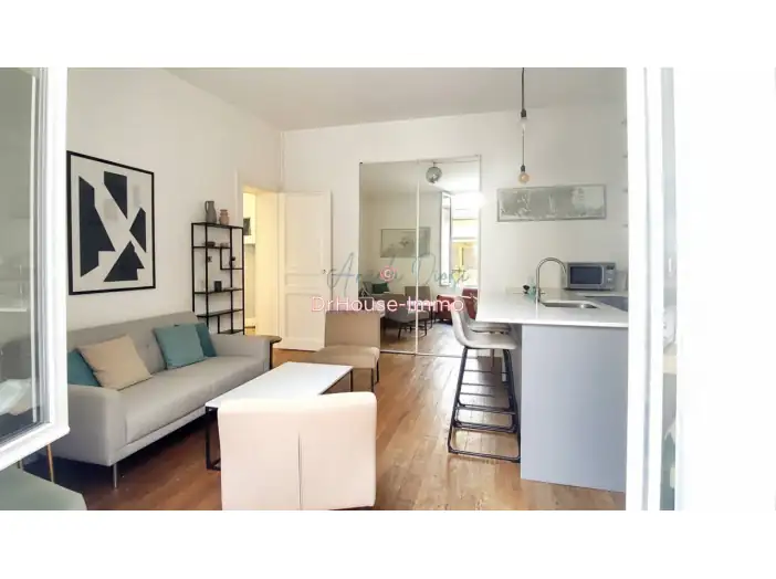 Appartement 3 pièces de 53 m² - Paris (75011)