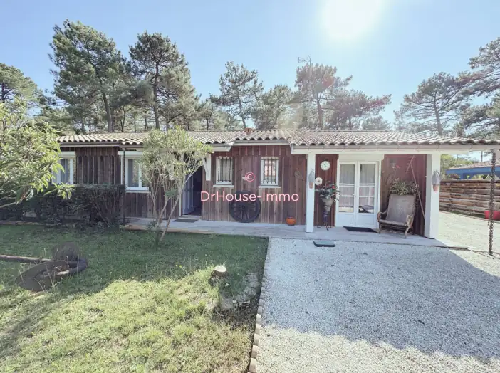 Maison 4 pièces de 145 m² - Lège-Cap-Ferret (33950)
