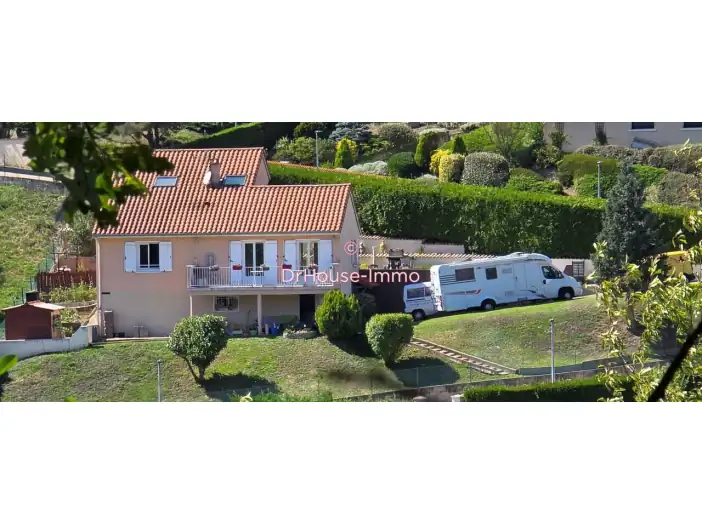 Maison 5 pièces de 145 m² - Firminy (42700)