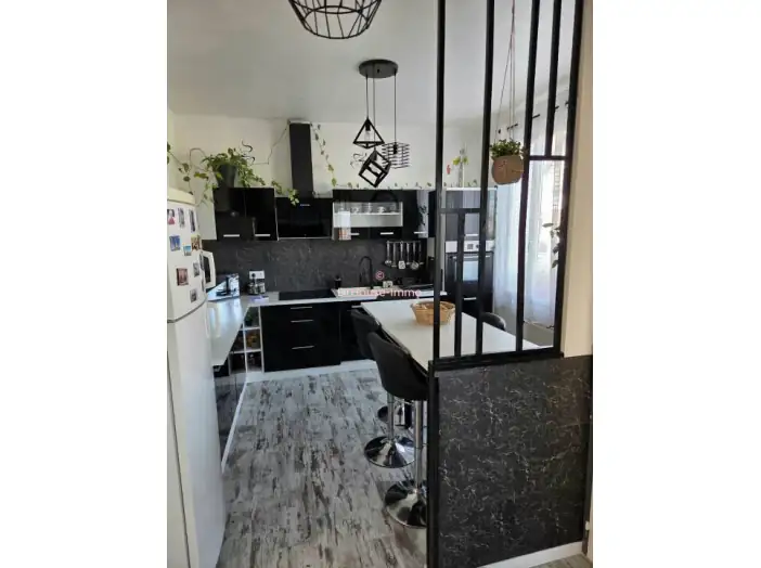 Maison 4 pièces de 75 m² - Bellerive-sur-Allier (03700)