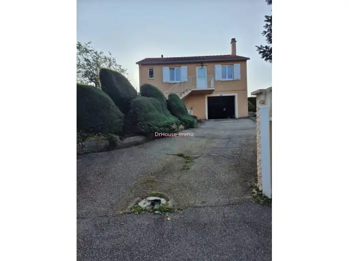 Maison 3 pièces de 71 m² - La Ricamarie (42150)