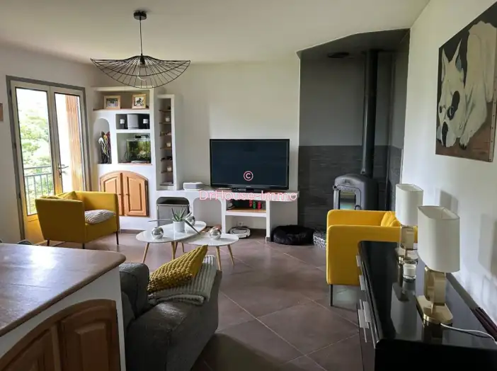 Maison 6 pièces de 100 m² - Montlouis-sur-Loire (37270)