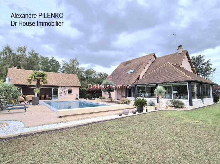Maison de 200m² - 8 pièces