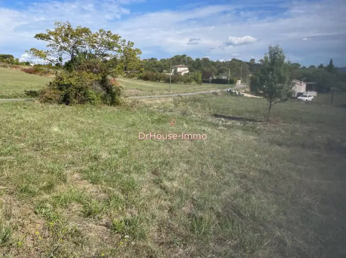 Terrain de 1 572 m² - Rousson (30340)