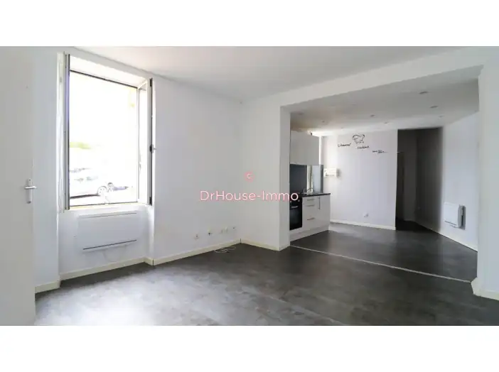 Appartement 3 pièces de 72 m² - Blaye (33390)