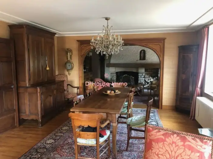 Maison 20 pièces de 328 m² - Darney (88260)