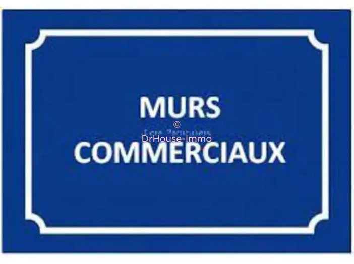 Commerce de 1 236 m² - Le Havre (76600)