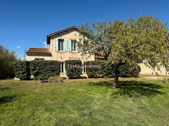 Maison 5 pièces de 120 m² - Marignane (13700)