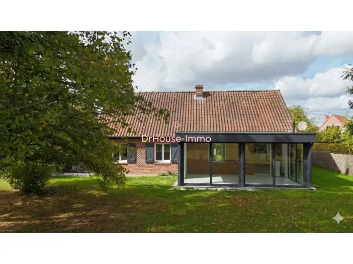 Maison 5 pièces de 126 m² - Cappelle-en-Pévèle (59242)