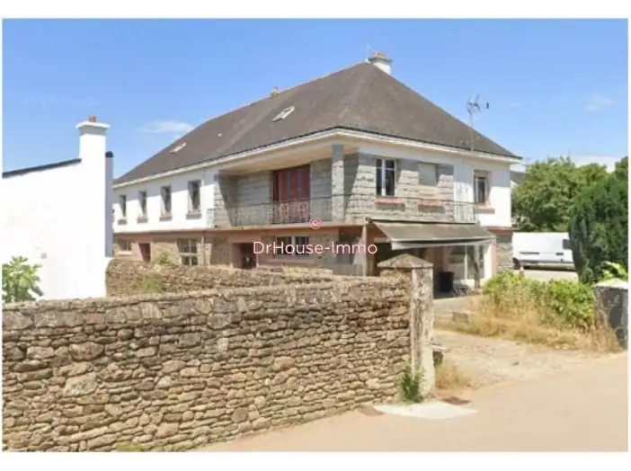 Immeuble de 498 m² - Pluneret (56400)