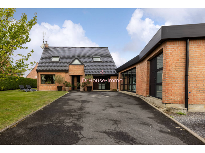 Maison de 207m² - 6 pièces