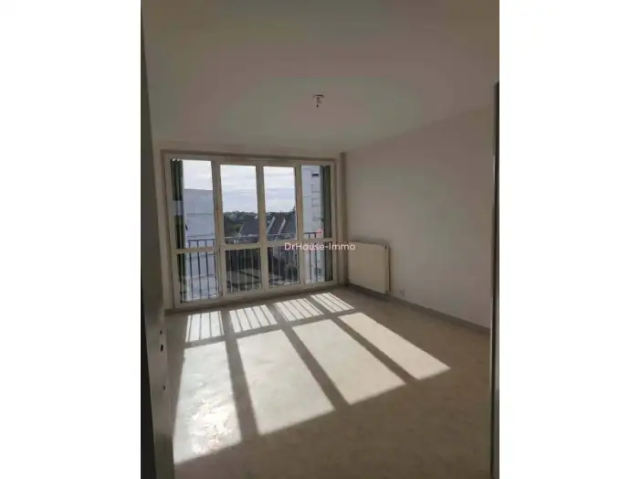 Appartement 3 pièces de 50 m² - Olivet (45160)