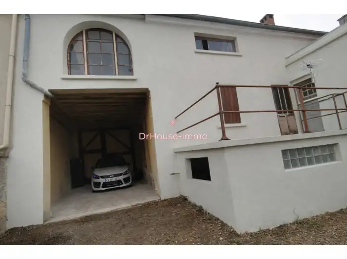 Maison 10 pièces de 390 m² - Villevaudé (77410)