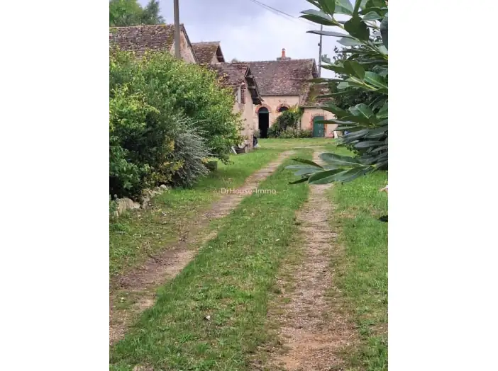 Maison 4 pièces de 114 m² - Parigné-l'Évêque (72250)