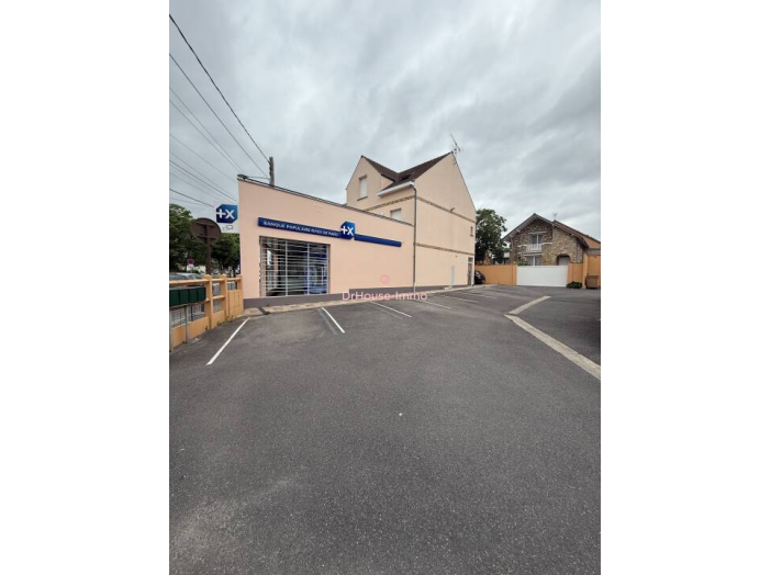Immeuble de 240m² - 8 pièces
