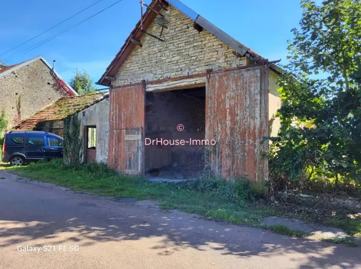 Maison 2 pièces de 70 m² - Saussy (21380)