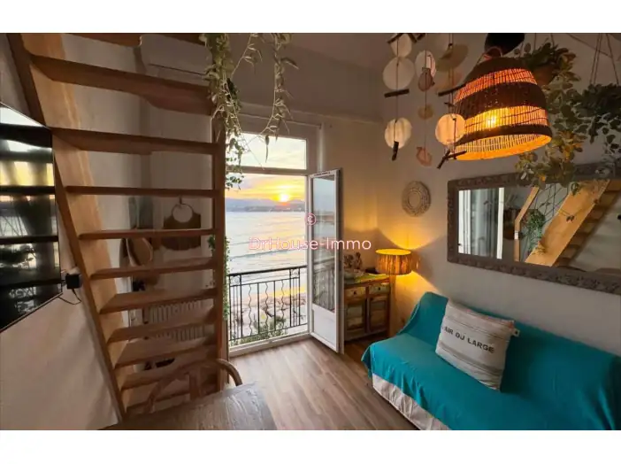 Appartement 2 pièces de 23 m² - La Seyne-sur-Mer (83500)