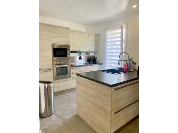 Image des la section Servies