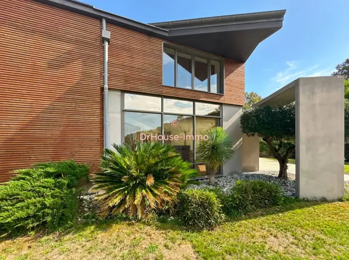 Maison 5 pièces de 167 m² - Saint-Vincent-de-Paul (40990)