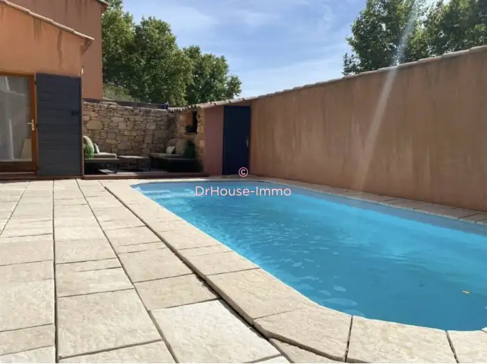 Maison 5 pièces de 105 m² - Cuges-les-Pins (13780)