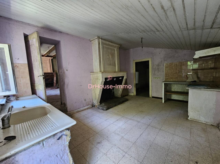 Maison 10 pièces de 270 m² - Saint-Trojan (33710)