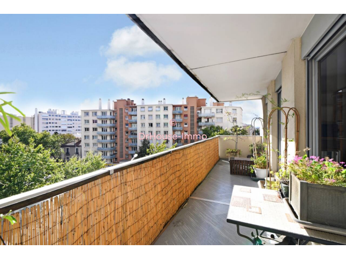 Appartement 4 pièces de 100 m² - Montrouge (92120)