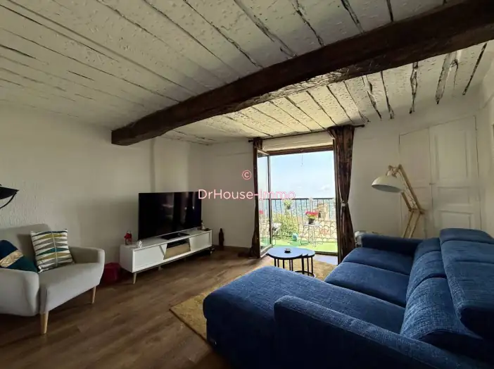 Maison 5 pièces de 105 m² - Saint-Jeannet (06640)