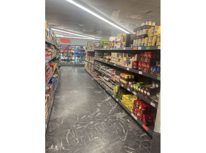 Commerce 20 pièces de 1 600 m² - Puteaux (92800)