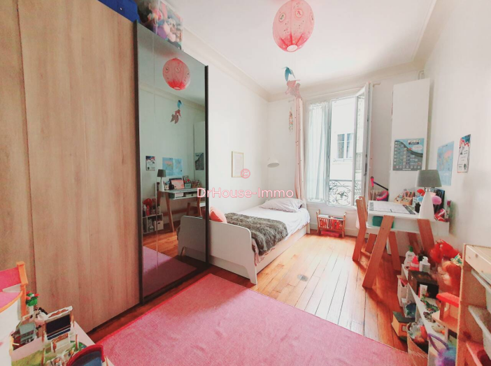 Appartement 3 pièces de 53 m² - Bois-Colombes (92270)