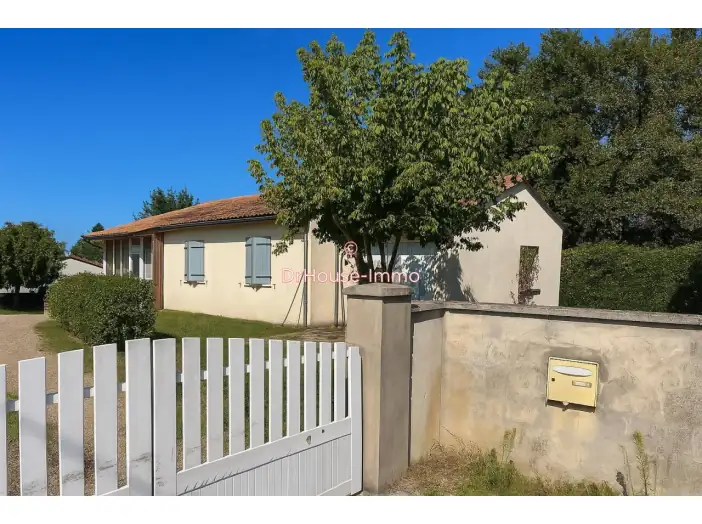 Maison 4 pièces de 82 m² - Saint-Sulpice-et-Cameyrac (33450)