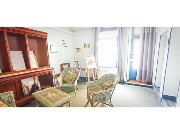 Maison 7 pièces de 195 m² - Thouars (79100)