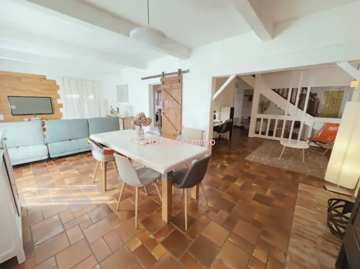 Maison 4 pièces de 143 m² - Le Porge (33680)