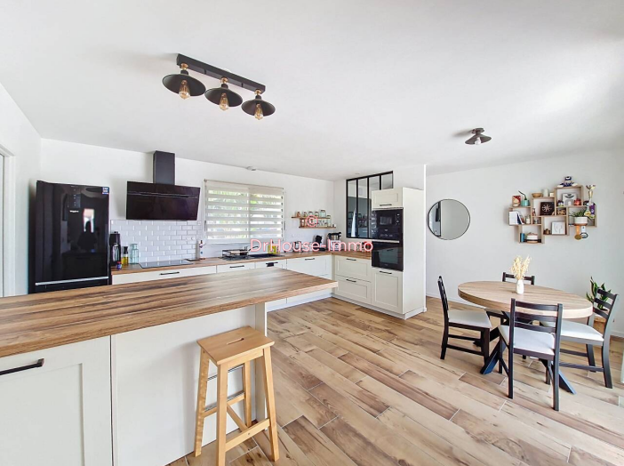 Maison 3 pièces de 80 m² - Échiré (79410)